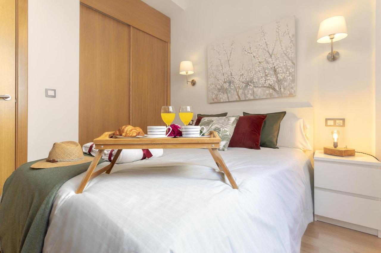 -Malagasunapts-Romantic Private Terrace&Shared Pool Exterior foto