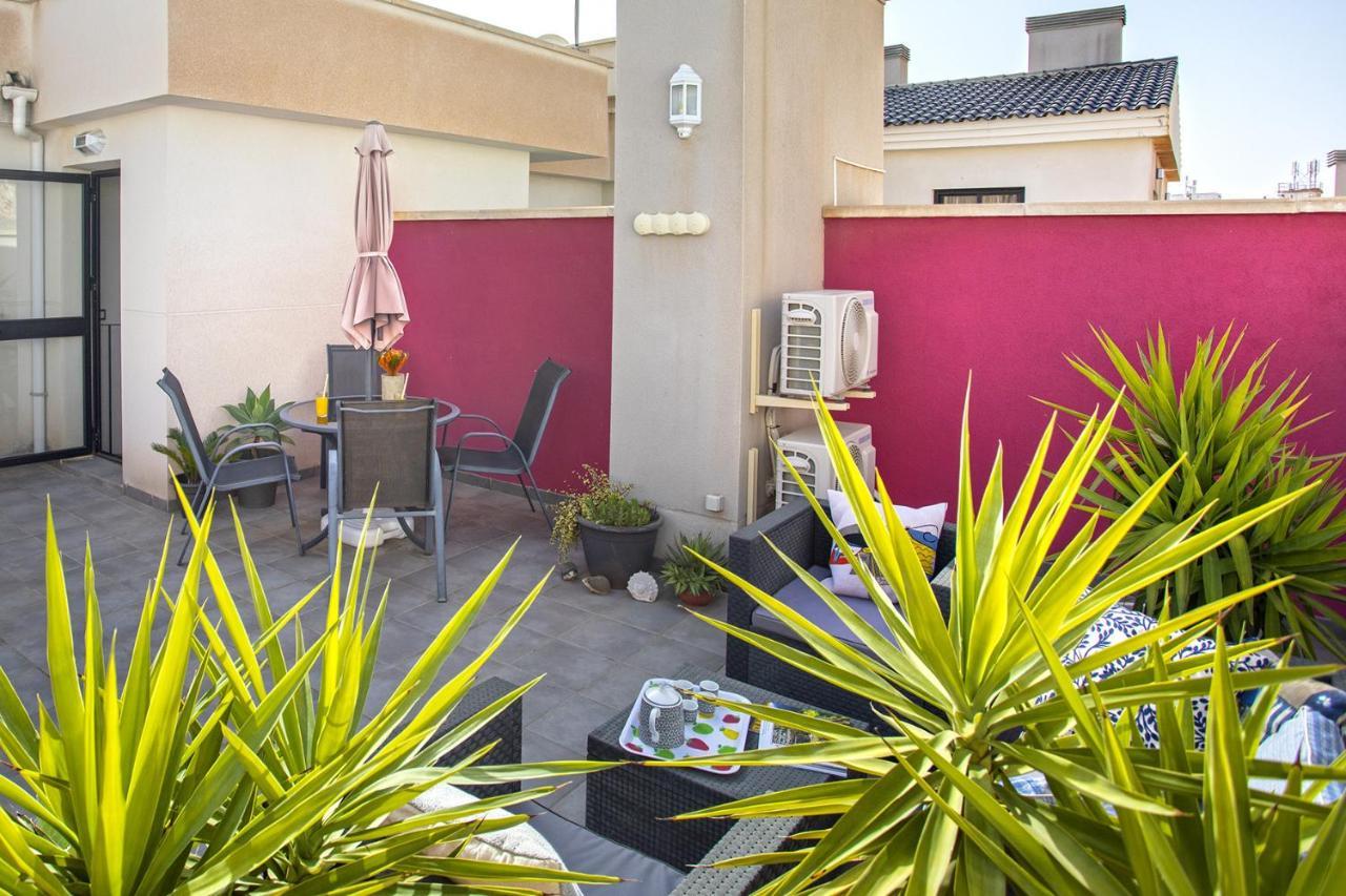 -Malagasunapts-Romantic Private Terrace&Shared Pool Exterior foto